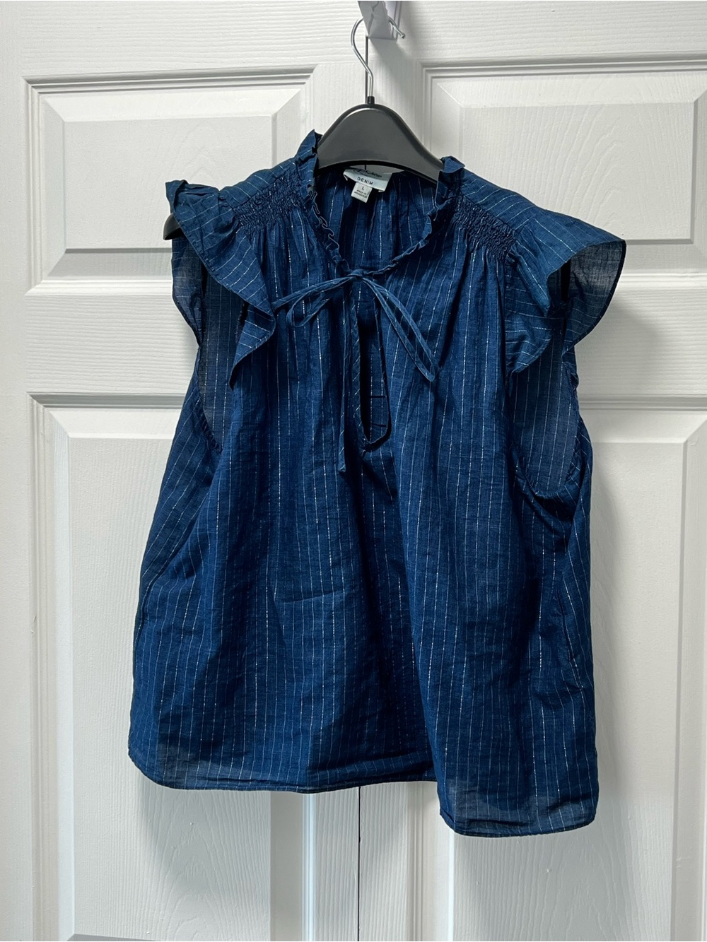 J Crew Sleeveless Navy Pinstripe Ruffle Tie-Neck Top Sz L